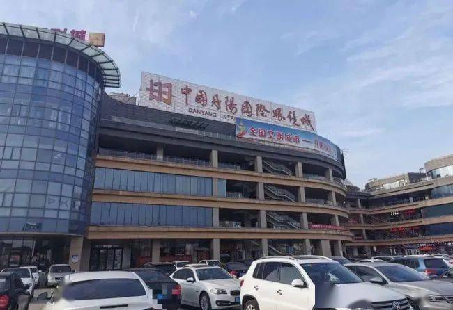 曝光！眼镜城这家店太“霸道”了(图1)