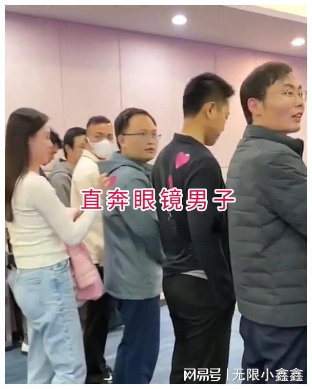 广州相亲大会漂亮女子相中了最“丑”大叔网友：图啥？(图2)